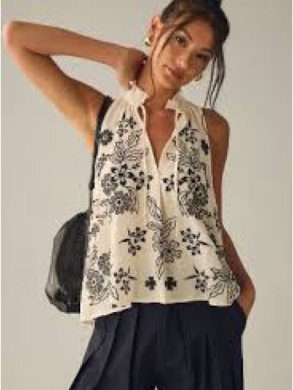 Pilcro Cream Sleeveless Embroidered Tie-Neck Camisole